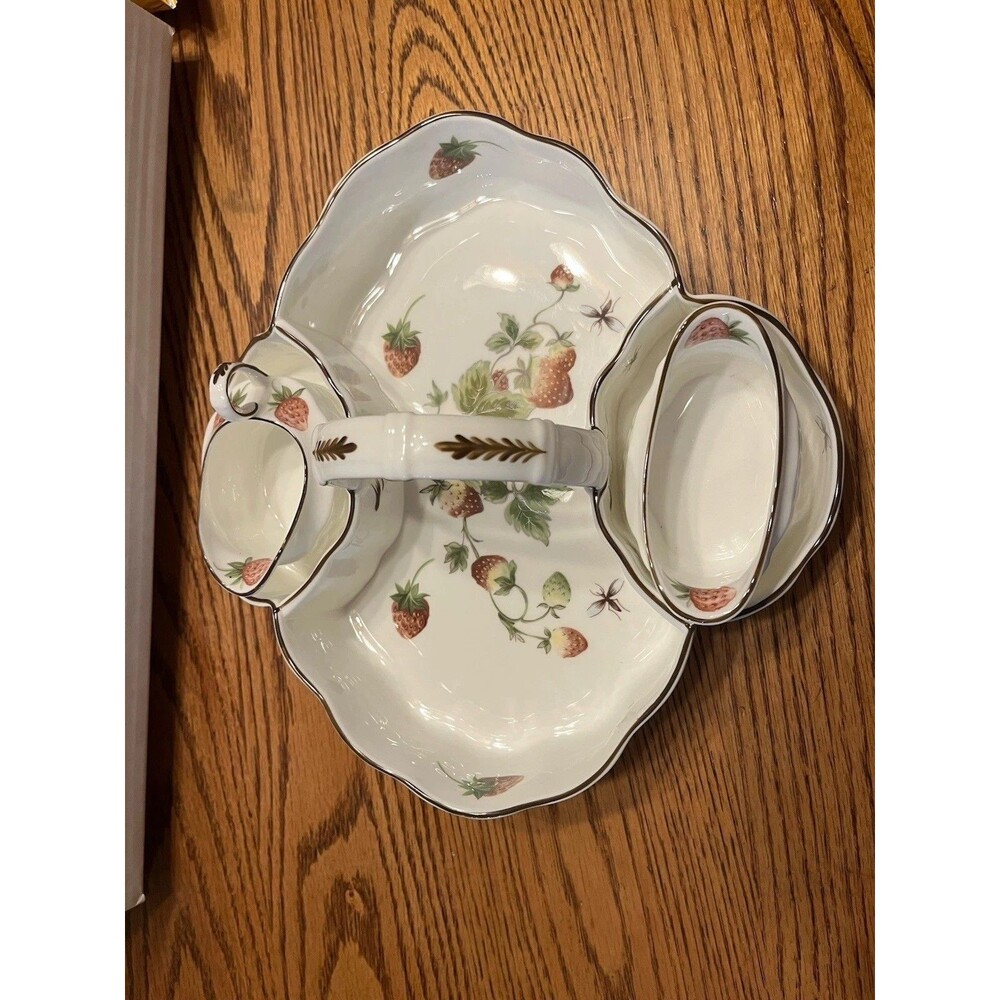 Coalport Bone China 3-Piece Set 'STRAWBERRY BASKET' w/SUGAR BOWL & CREAMER